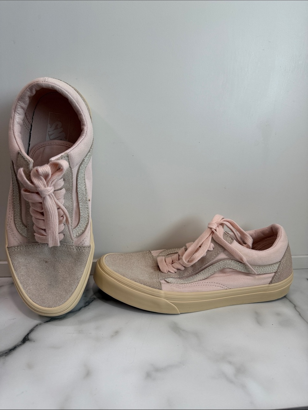 Vans Old Skool Sneaker Pale Pink and Beige Women’s Size 8.5